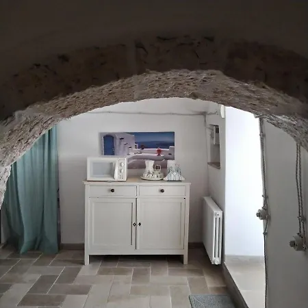 别墅 Trullo Oleandro 卡洛维诺